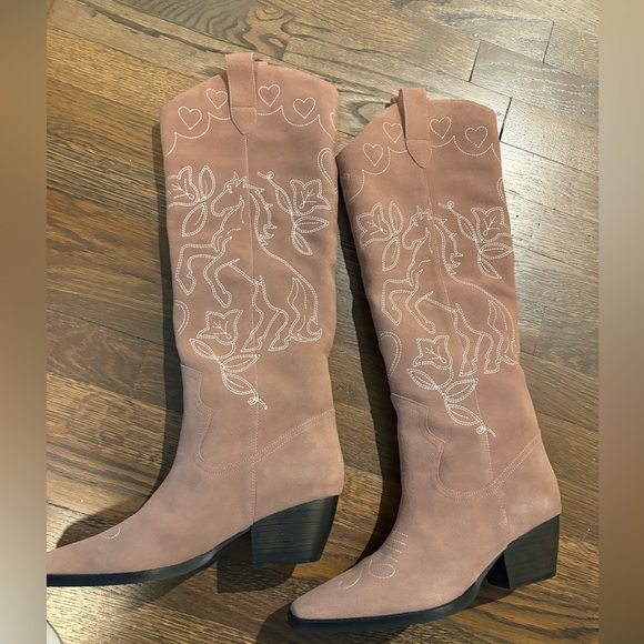 FLL cowboy boots! - Picture 3 of 3